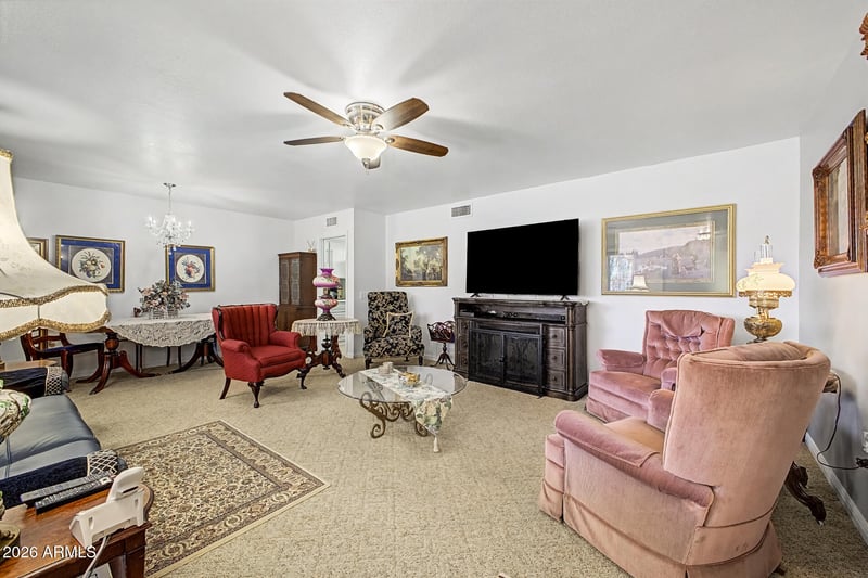 12630 W Paintbrush Dr, Sun City West, AZ 85375