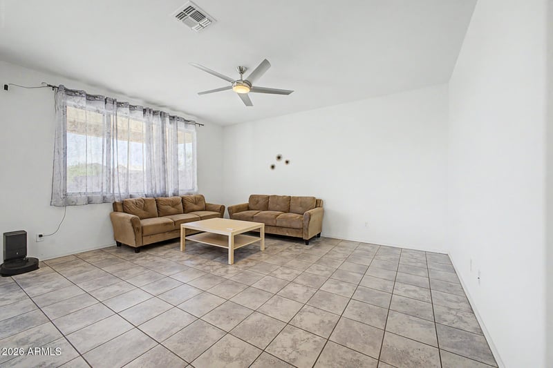 12631 W Midway Ave, Glendale, AZ 85307