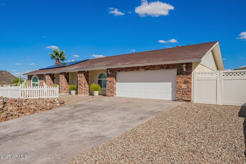 12639 15th Ave, Phoenix, AZ 85029