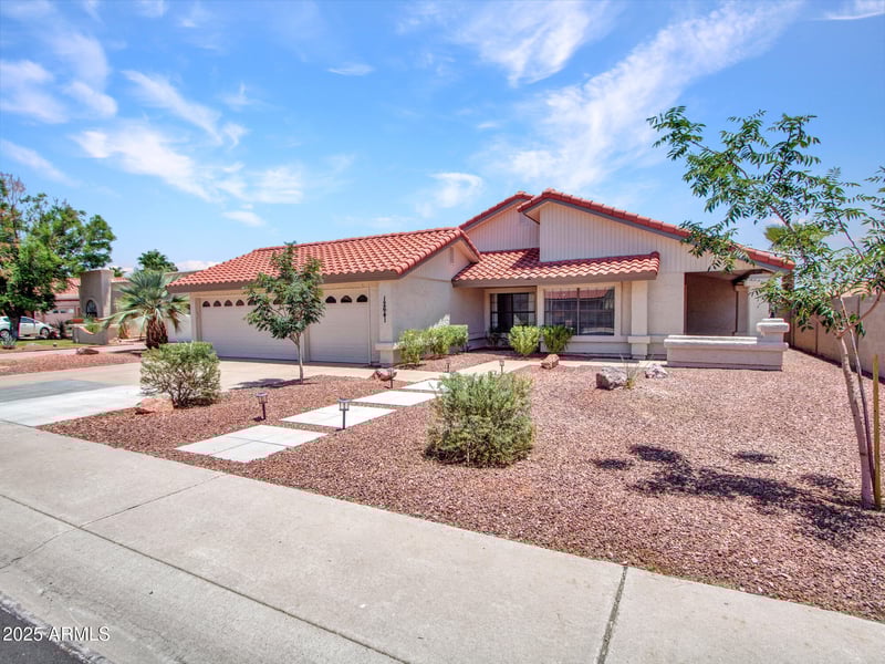 12641 39th Pl, Phoenix, AZ 85044