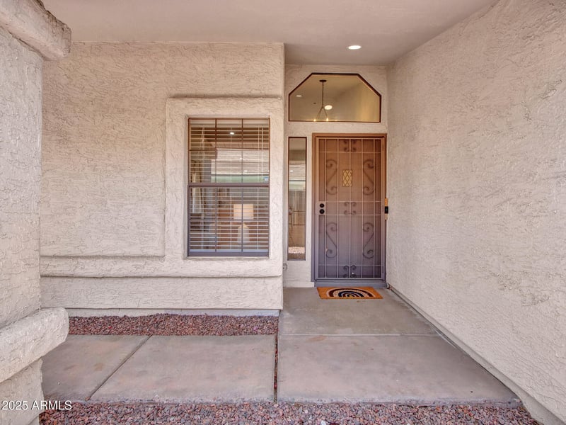 12641 39th Pl, Phoenix, AZ 85044