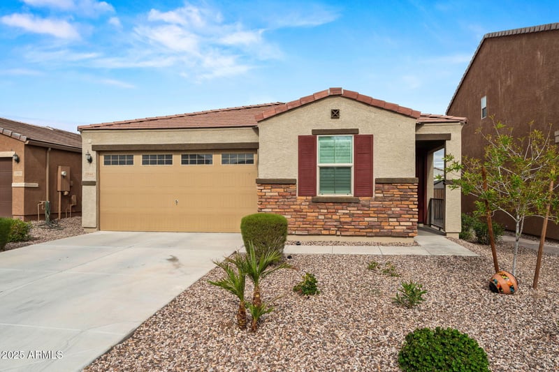 12644 Glenn Dr, Glendale, AZ 85307
