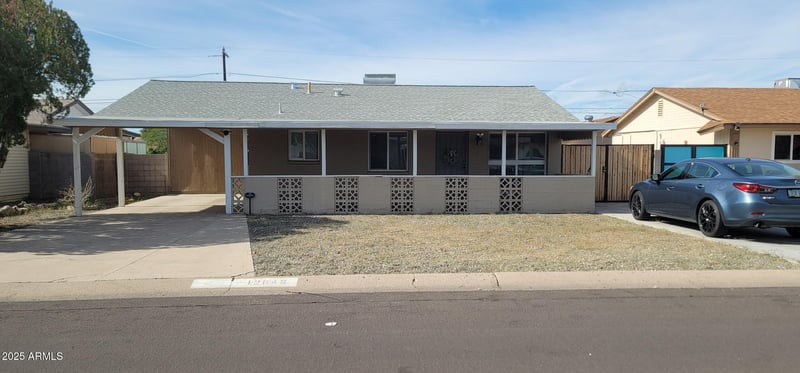 12646 111th Dr, Youngtown, AZ 85363