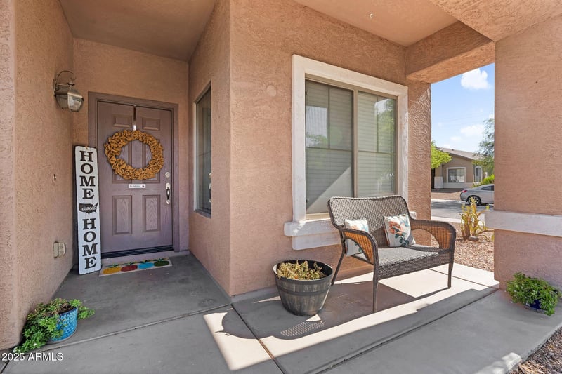 1265 Desert Basin Dr, San Tan Valley, AZ 85143