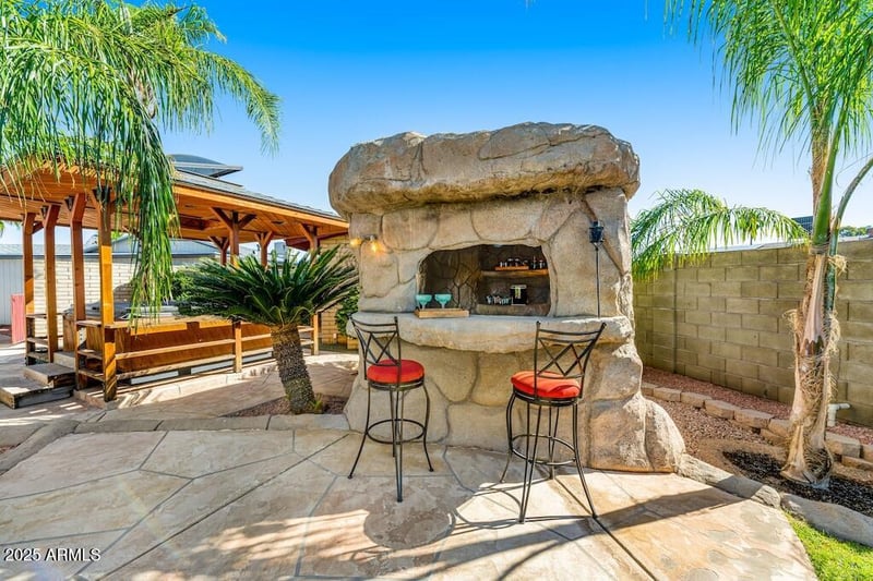 1265 Ellis St, Mesa, AZ 85201