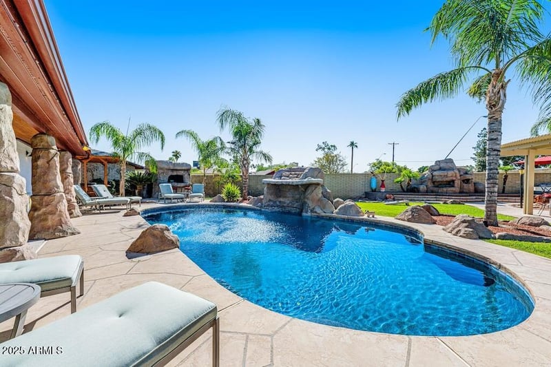 1265 Ellis St, Mesa, AZ 85201
