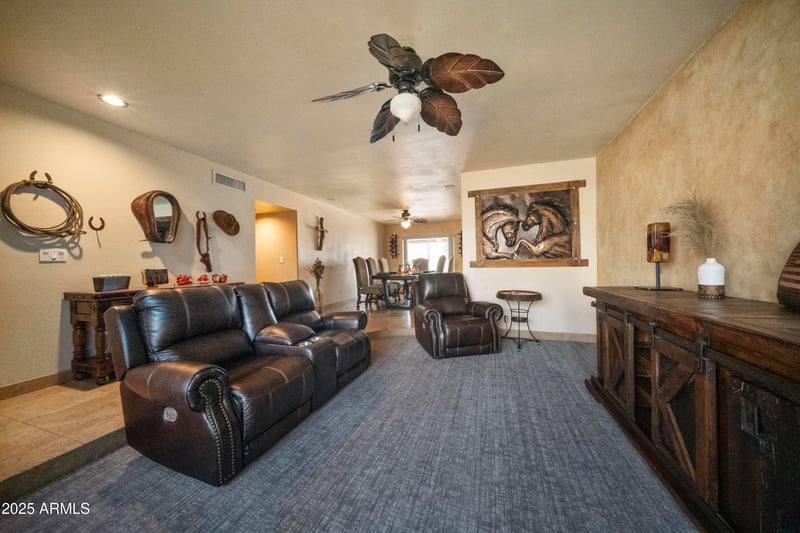 1265 Ellis St, Mesa, AZ 85201