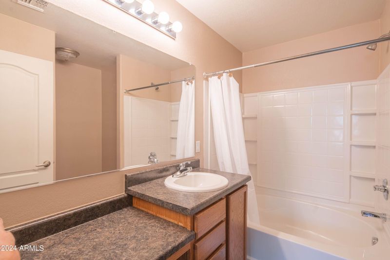 1265 S Aaron -- #244, Mesa, AZ 85209