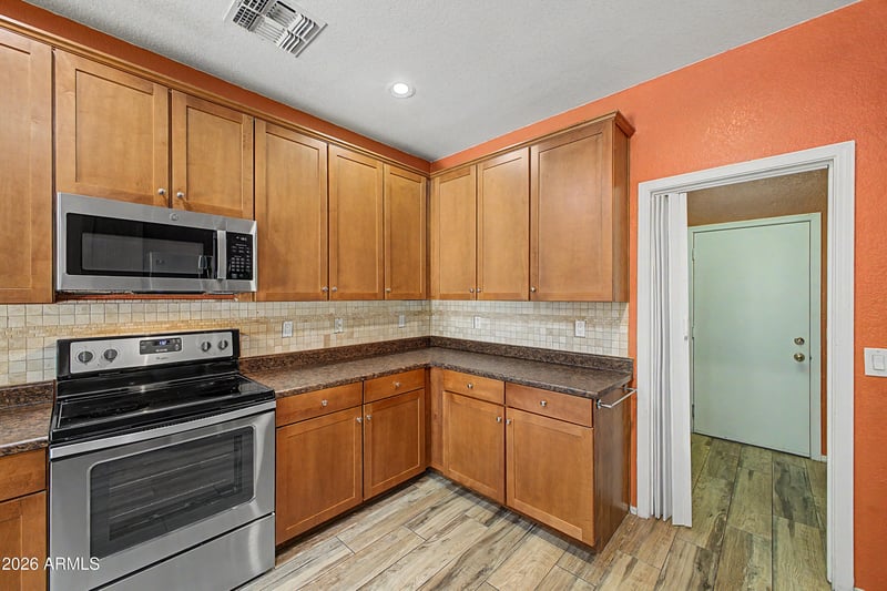 1265 S Aaron Dr #304, Mesa, AZ 85209