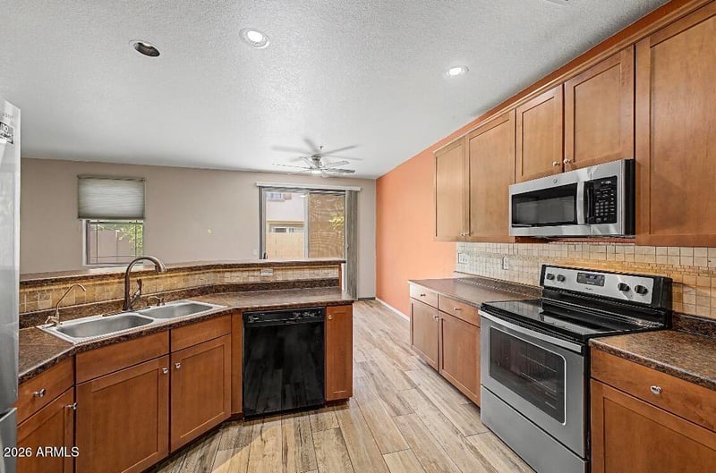 1265 S Aaron Dr #304, Mesa, AZ 85209