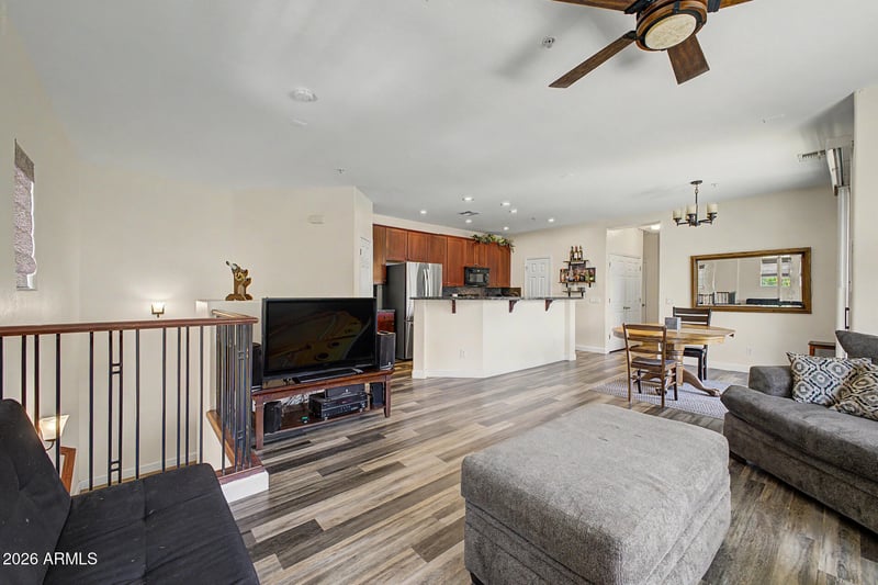 1265 S Aaron Dr #311, Mesa, AZ 85209