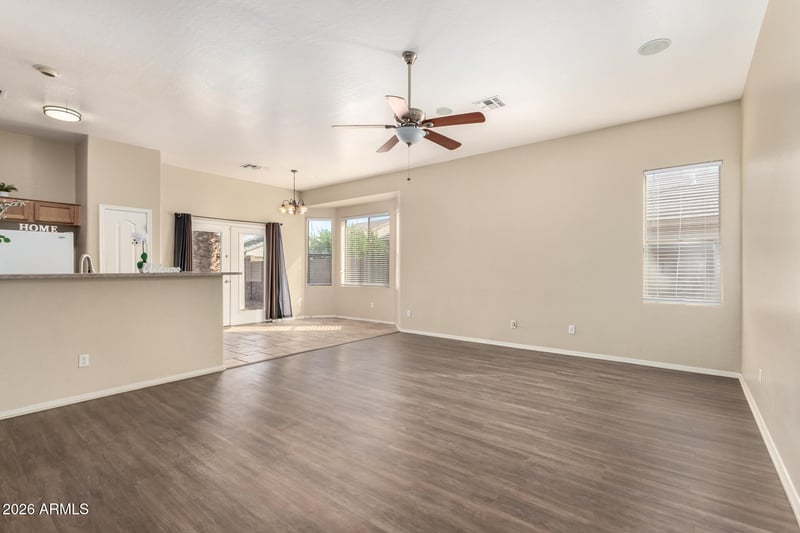 12650 Columbus Ave, Avondale, AZ 85392