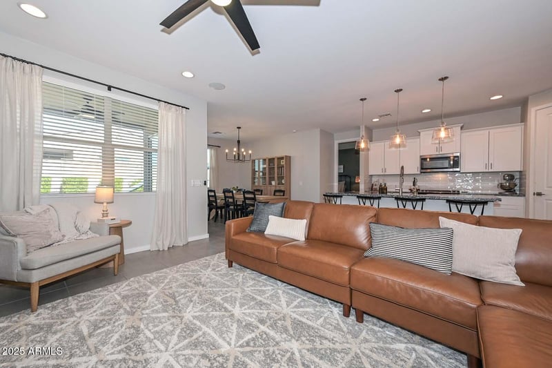 12656 Country Club Trl, Sun City West, AZ 85375