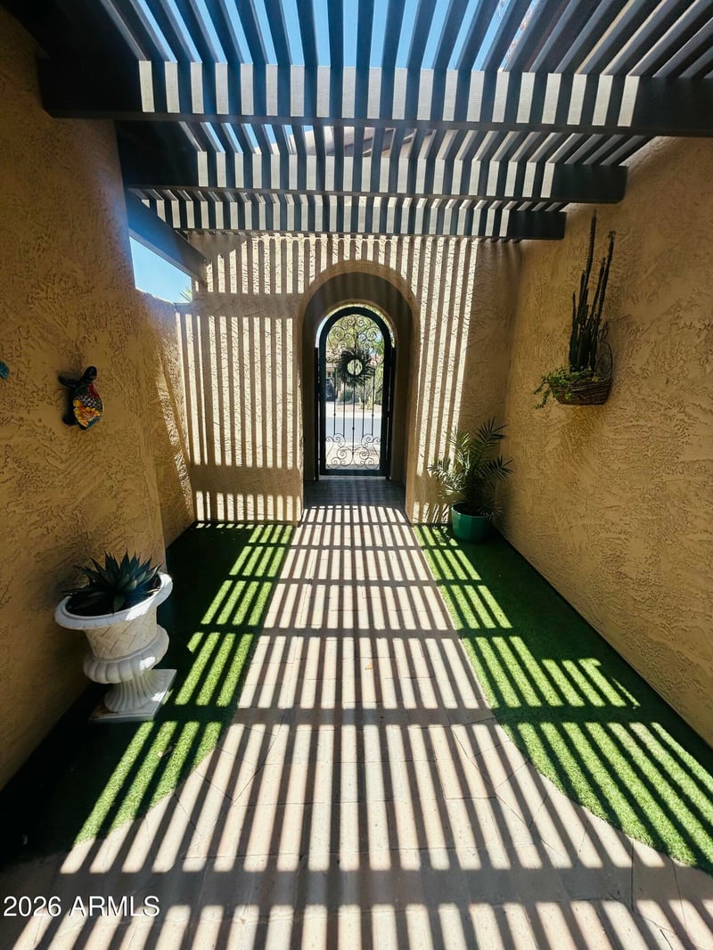 12657 W Fetlock Trl, Peoria, AZ 85383
