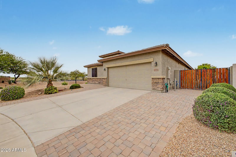 1266 Eucalyptus Ln, San Tan Valley, AZ 85143