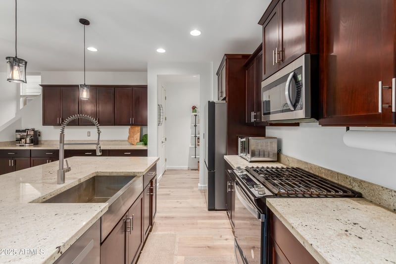 12661 Candelaria Dr, Sun City West, AZ 85375