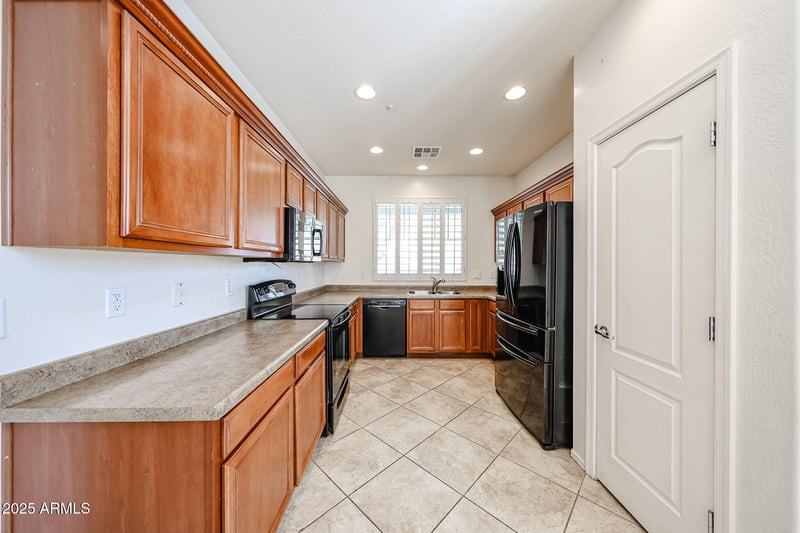 12679 Lowden Rd, Peoria, AZ 85383