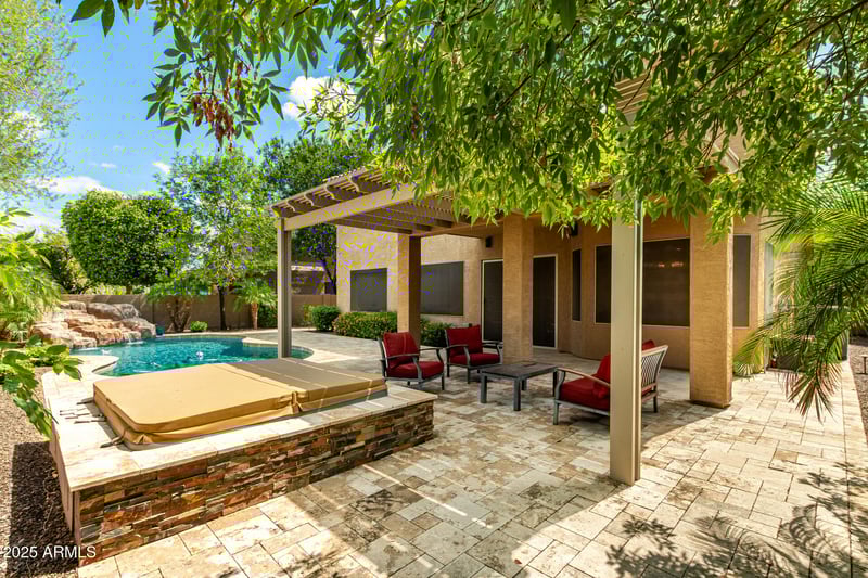 1268 Pine St, Gilbert, AZ 85233