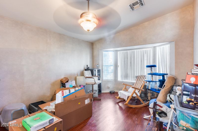 12698 N 77th Dr, Peoria, AZ 85381