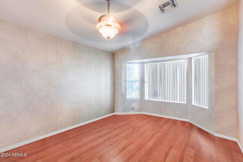 12698 N 77th Dr, Peoria, AZ 85381