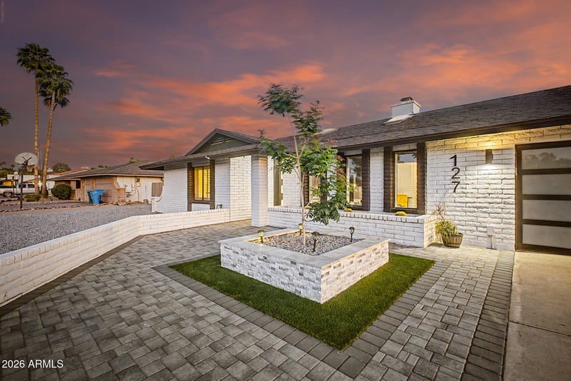 127 Pershing Ave, Phoenix, AZ 85022
