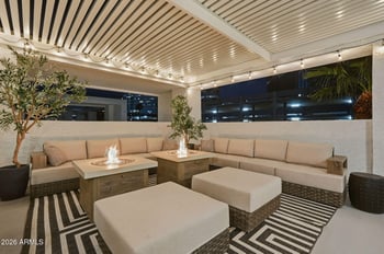 127 Holcomb Ln, Phoenix, AZ 85003