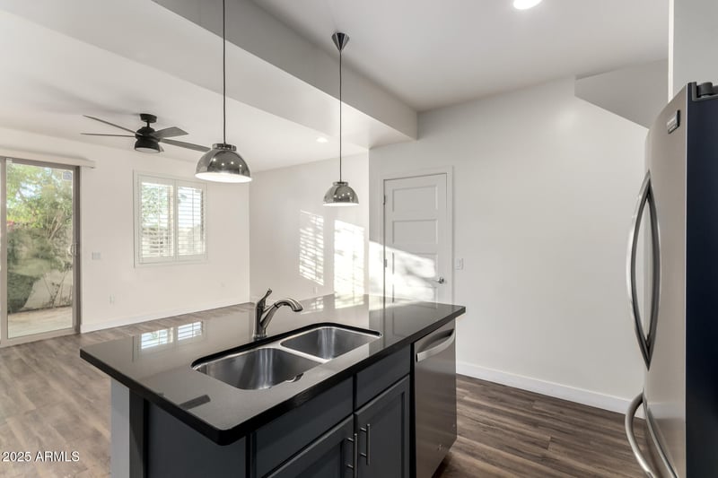 1270 Curry Rd, Tempe, AZ 85288