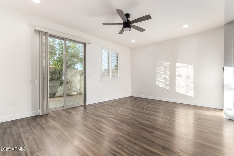 1270 Curry Rd, Tempe, AZ 85288