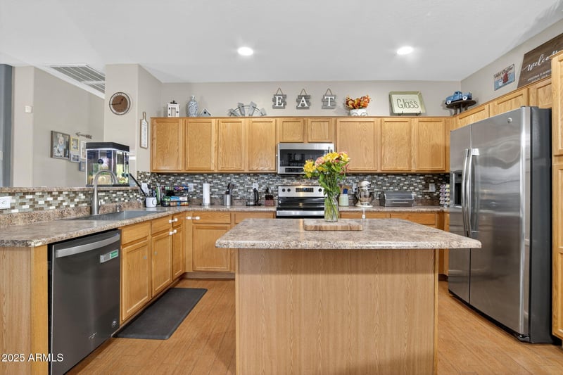 12702 Glenrosa Dr, Litchfield Park, AZ 85340