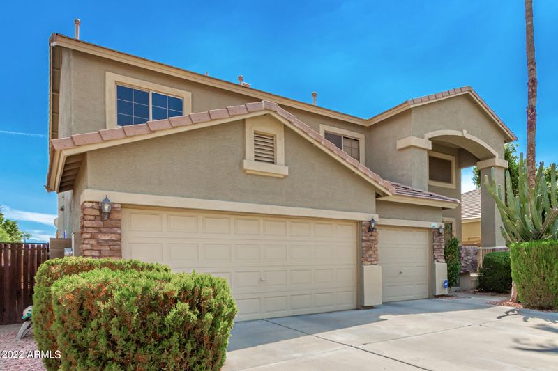 12709 W Avalon Dr, Avondale, AZ 85392