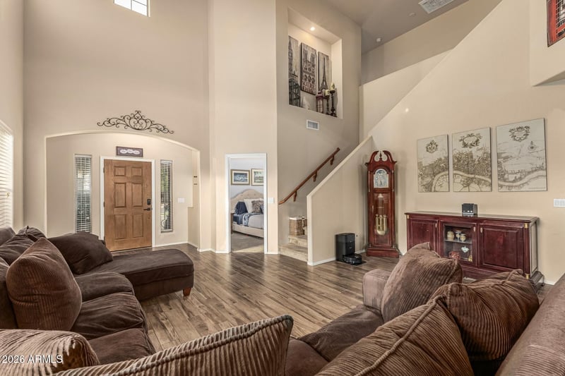 1271 E Canyon Creek Dr, Gilbert, AZ 85296