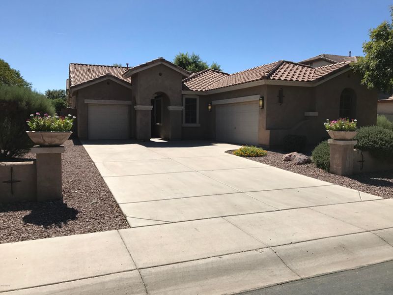 1271 E Nightingale Ln, Gilbert, AZ 85298