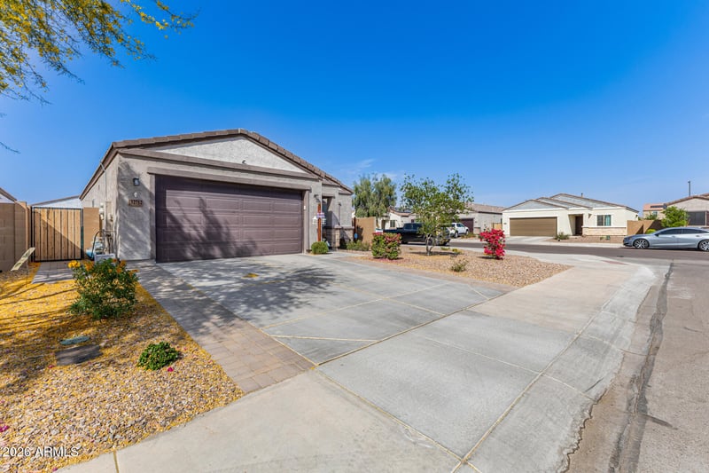 12712 Midway Ave, Glendale, AZ 85307