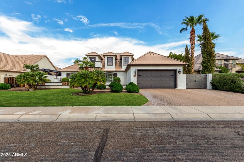 12714 Colter St, Litchfield Park, AZ 85340