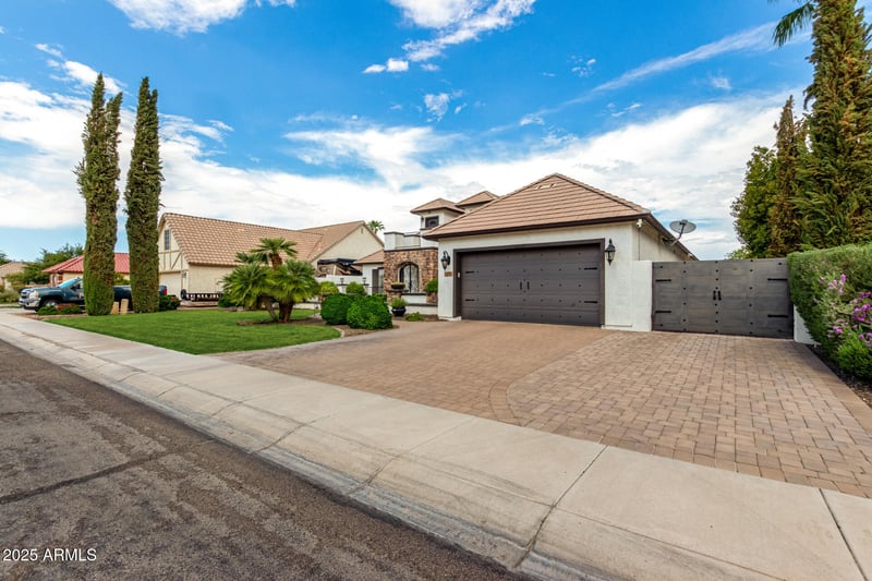 12714 Colter St, Litchfield Park, AZ 85340