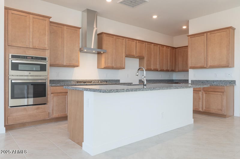 1272 Penedes Dr, Gilbert, AZ 85298