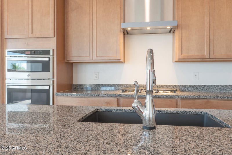 1272 Penedes Dr, Gilbert, AZ 85298