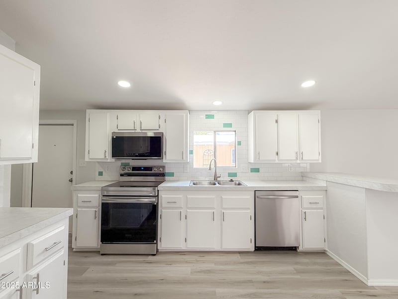 12721 Greenway Rd #39, El Mirage, AZ 85335