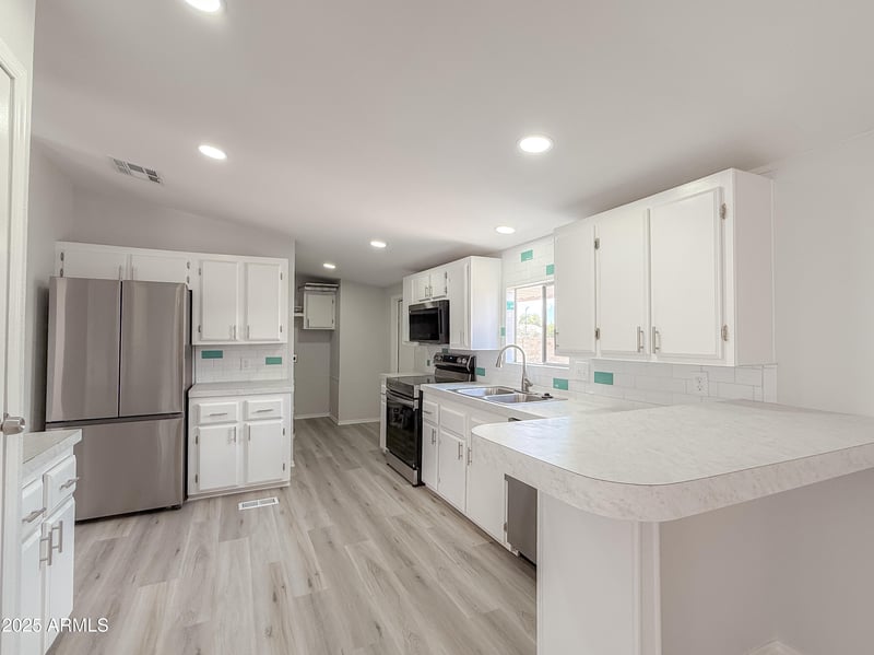 12721 Greenway Rd #39, El Mirage, AZ 85335