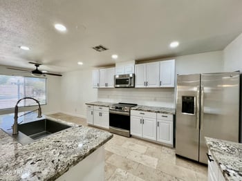 12721 N 58th Dr, Glendale, AZ 85304