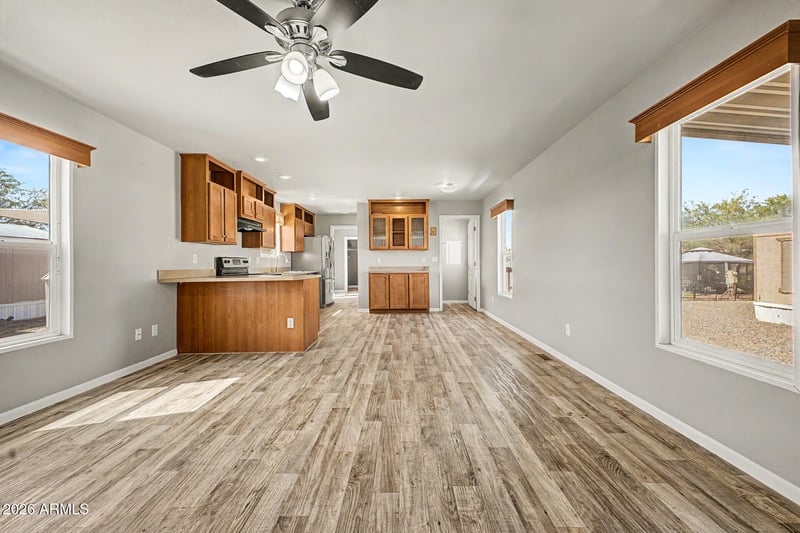 12721 Greenway Rd #207, El Mirage, AZ 85335