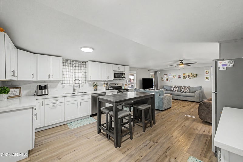 12721 W Greenway Rd #80, El Mirage, AZ 85335