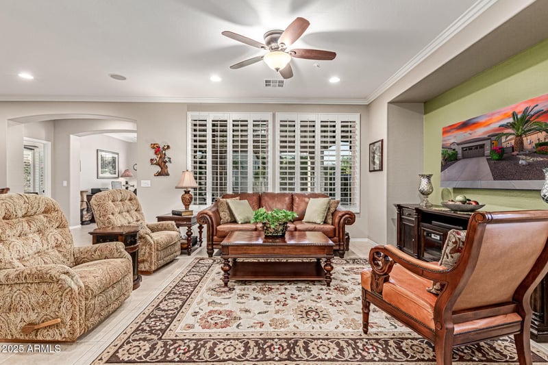 12726 Dale Ln, Peoria, AZ 85383