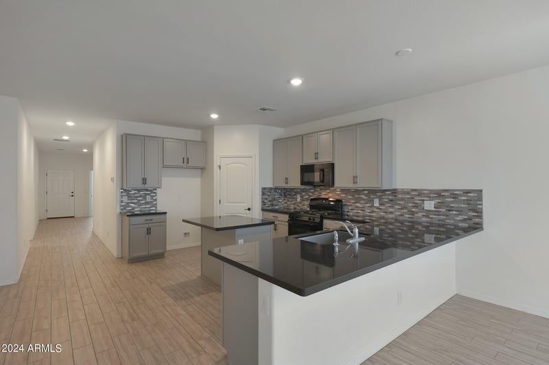 12728 W Midway Ave, Glendale, AZ 85307