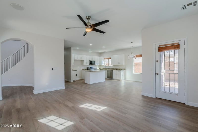 1273 Hampton Ln, Gilbert, AZ 85295