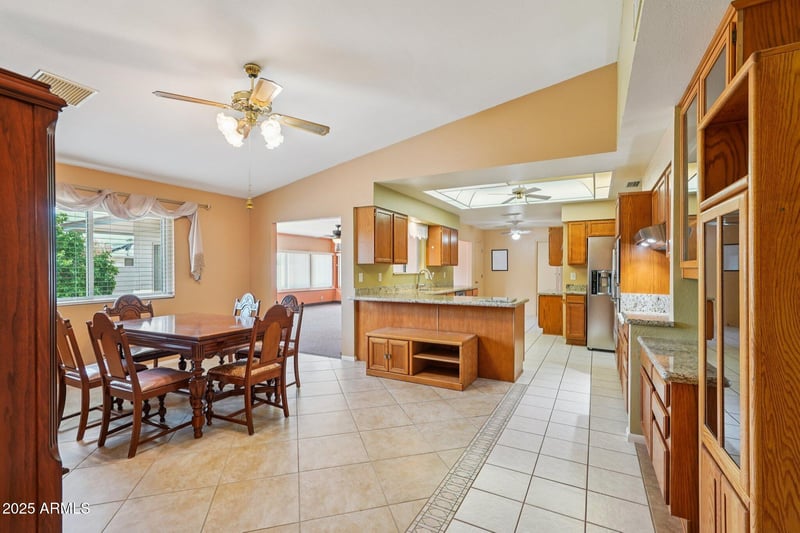 12739 Crystal Lake Dr, Sun City West, AZ 85375