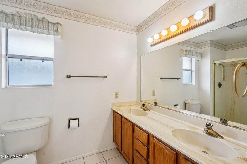 12739 Crystal Lake Dr, Sun City West, AZ 85375