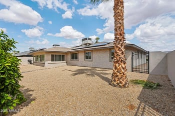 12739 Crystal Lake Dr, Sun City West, AZ 85375