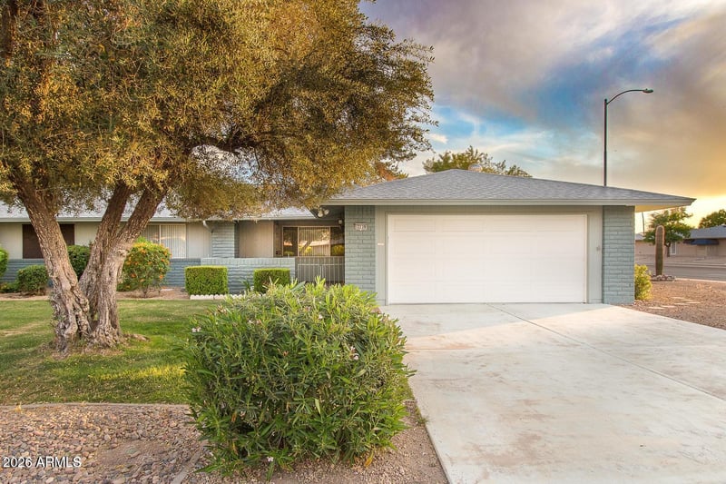 12739 Prospect Dr, Sun City West, AZ 85375