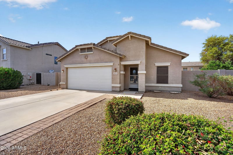 1274 Harold Dr, San Tan Valley, AZ 85140